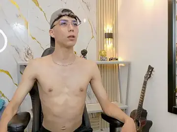 Stripchat Live Sex of Nikolay_Gregori
