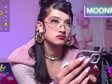 Stripchat Watch Live Sex Cams of moonfiredancer