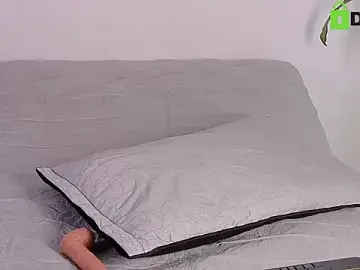 Stripchat Best live sex cam show of hot69temptation_