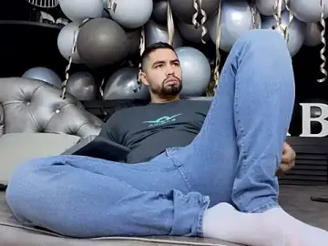 Stripchat Sex Chat of matteosantos