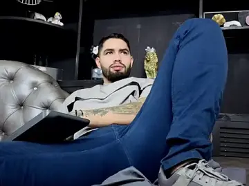 Stripchat Sex Chat of matteosantos