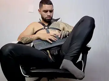 Stripchat Sex Chat of matteosantos