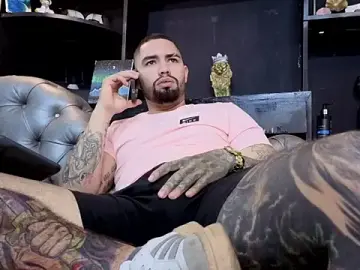 Stripchat Adult Webcams of matteosantos