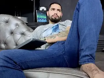Stripchat Private Sex Chat of matteosantos