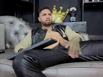 Stripchat Best live sex cam show of matteosantos