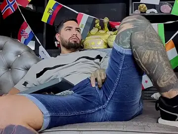 Stripchat Live Sex of matteosantos