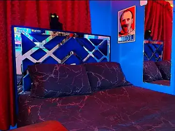 Stripchat Adult Webcam of Luke_Howland