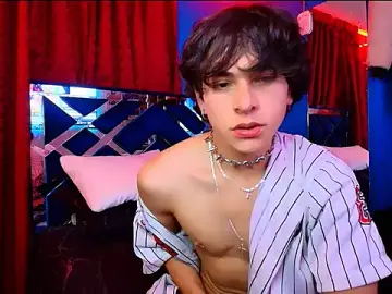 Stripchat Nude Webcam of Luke_Howland