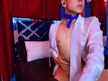 Stripchat Live Sex Cam of Luke_Howland