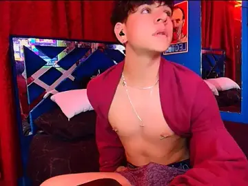 Stripchat Free Live Porn of Luke_Howland