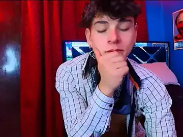 Stripchat Best Webcam of Luke_Howland