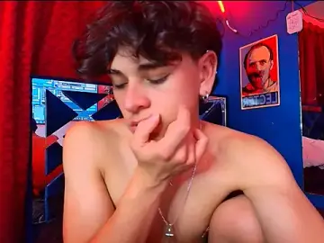 Stripchat Watch Live Sex Cams of Luke_Howland