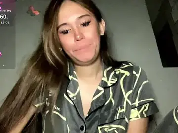Stripchat Live Sex Cam of kathrynwilson1