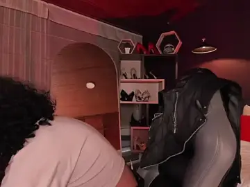 Stripchat Live Sex Cam of Moony_14