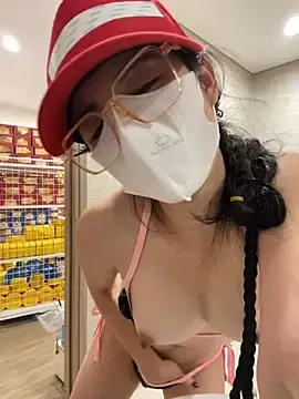 Stripchat Private Sex Chat of Sneaky_Cumshoot