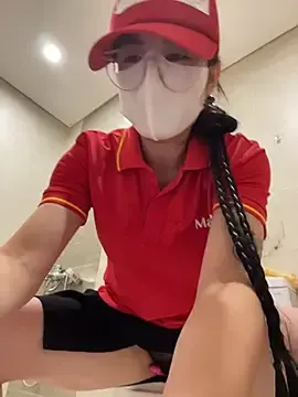 Stripchat Sex Chat of Sneaky_Cumshoot
