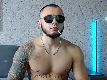 Stripchat Nude Webcam of PaulGrow