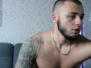 Stripchat Sex Cam of PaulGrow