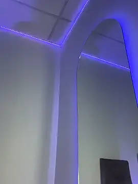 Stripchat Sex Cam of quianna_