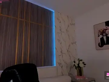 Stripchat Live Sex Cam of IsabellaAllen