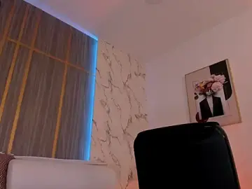 Stripchat Free Live Porn of IsabellaAllen