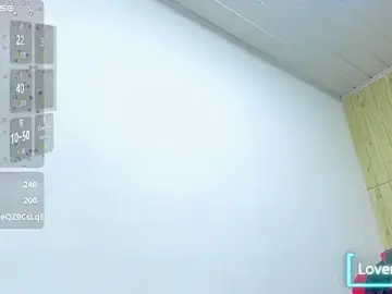 Stripchat Adult Webcam of miaa_scott7