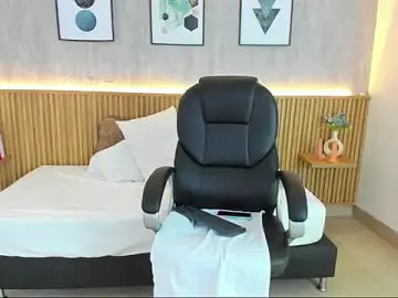 Stripchat Best Webcam of kenya_stone_1