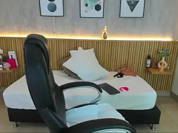 Stripchat Sex Cam of kenya_stone_1