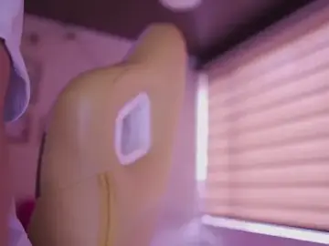 Stripchat Free Live Porn of tommy_blue