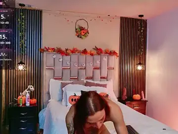 Stripchat Live Sex Cam of Nathan_Smith_