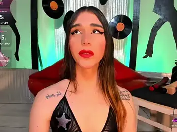 Stripchat Sex Cam of la_ratona_1