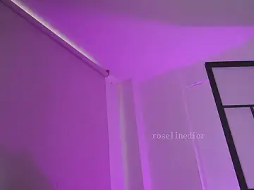 Stripchat Watch Live Sex Cams of roselinedior