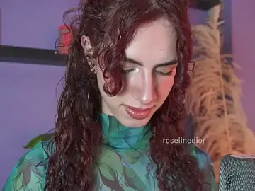 Stripchat Free Porn Cam of roselinedior