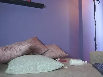 Stripchat Best live sex cam show of roselinedior