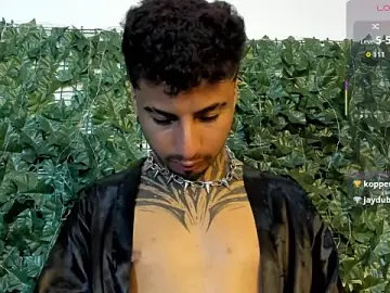 Stripchat Live Porn of JuanCamiilo_66