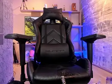 Stripchat Sex Cam of saracaball_