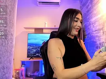 Stripchat Sex Cam of saracaball_