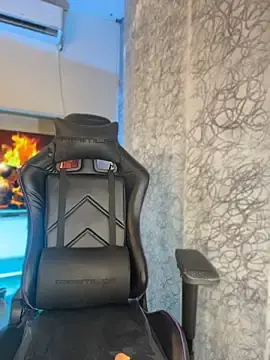 Stripchat Best live sex cam show of saracaball_