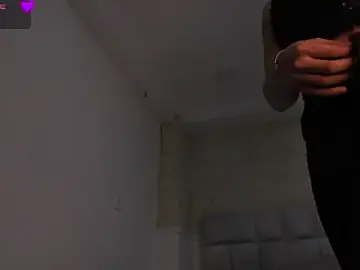 Stripchat Free Live Porn of saracaball_