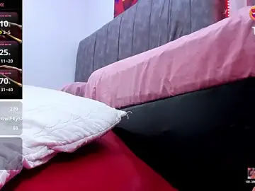 Stripchat Nude Webcam of luna78hard