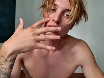 Stripchat Live Sex of sashenkka