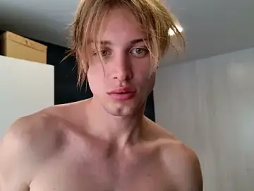 Stripchat Best live sex cam show of sashenkka