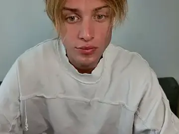 Stripchat Live Sex of sashenkka