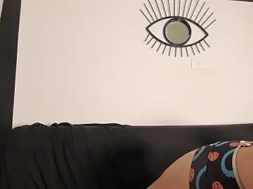 Stripchat Best live sex cam show of EmilyGomezLS