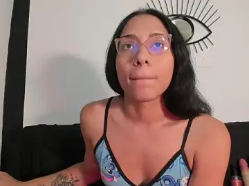 Stripchat Best Webcam of EmilyGomezLS