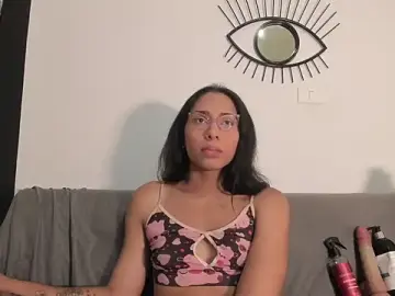 Stripchat Adult Webcam of EmilyGomezLS