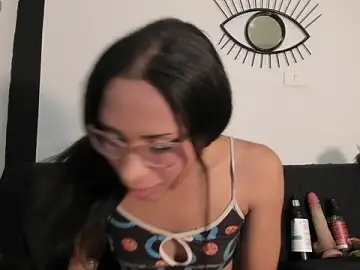Stripchat Best Webcam of EmilyGomezLS