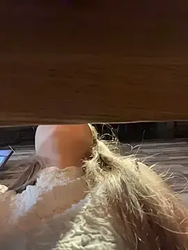 Stripchat Adult Webcam of LeiaMood