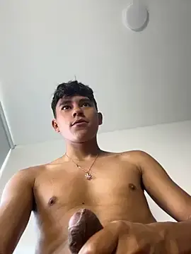 Stripchat Free Porn Cam of Angel_esteban_fx