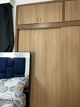 Stripchat Live Sex of _CamiloBass